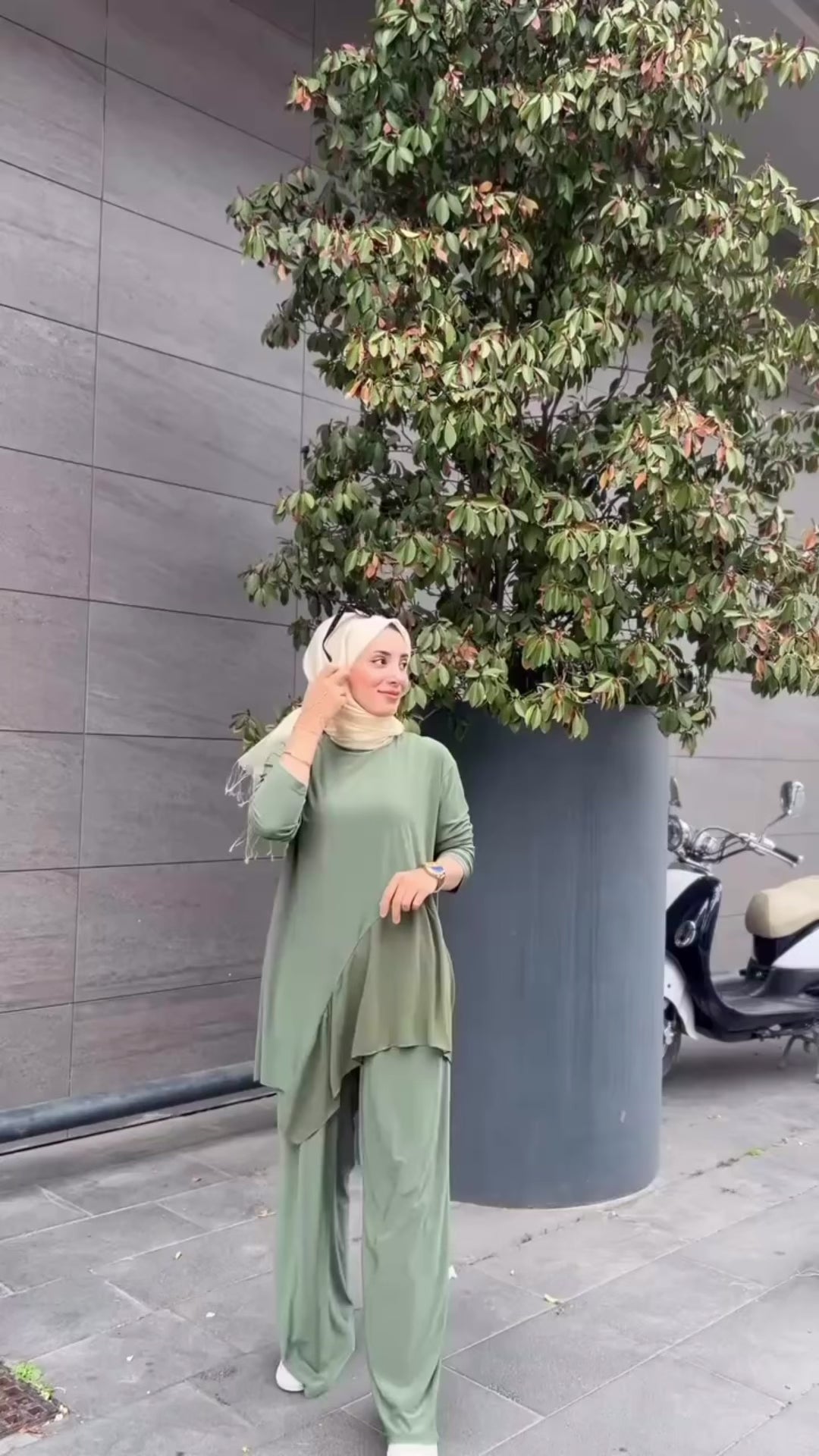Şifon Detaylı Pantolonlu Takım